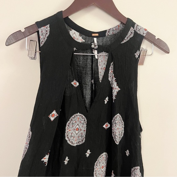 Free People Black medallion Snap Out Of It Tunic Dress Size Small - Picture 5 of 12